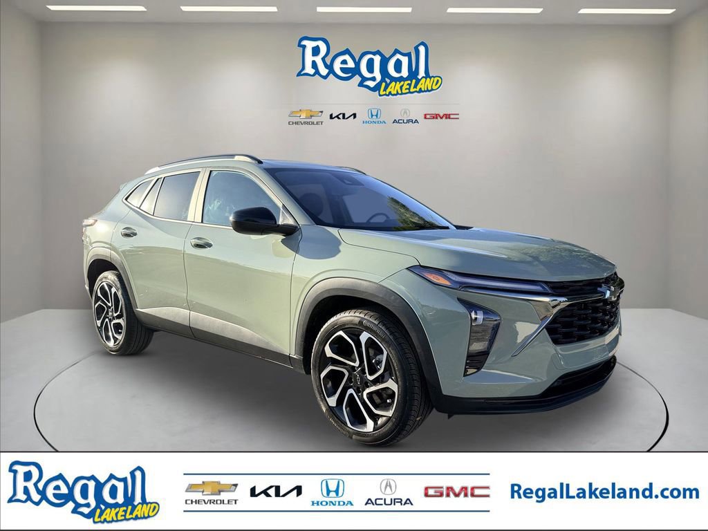 Certified 2024 Chevrolet Trax RS w/ Sunroof Package image 1