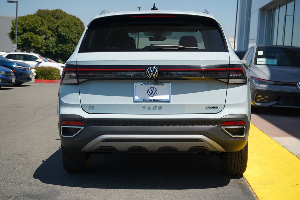 New 2026 Volkswagen Taos SE AWD/4WD image 4