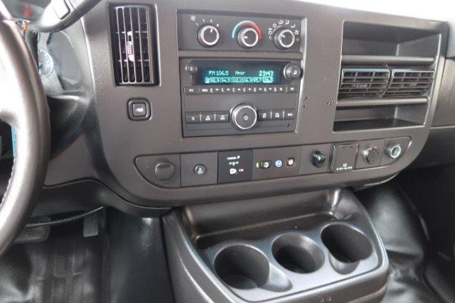 Used 2020 Chevrolet Express 3500 w/ Power Convenience Package RWD image 11
