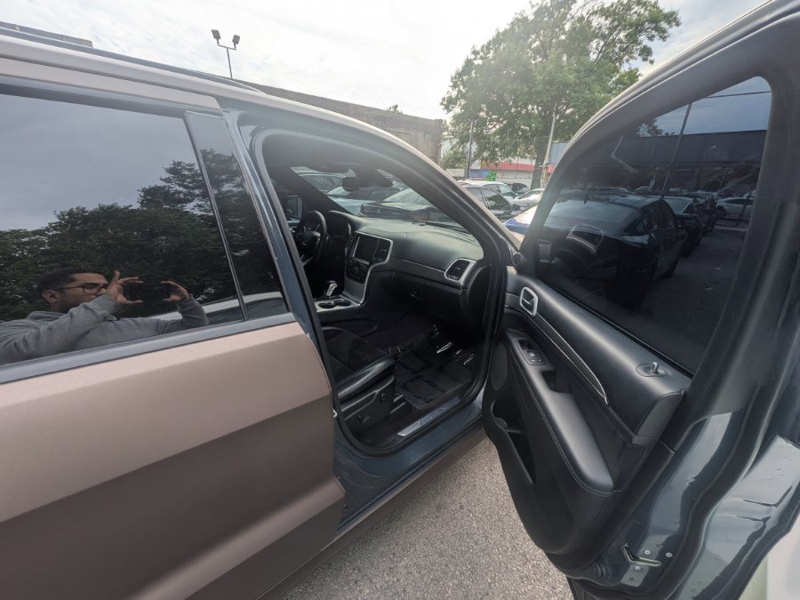 Used 2018 Jeep Grand Cherokee Trackhawk AWD/4WD image 20