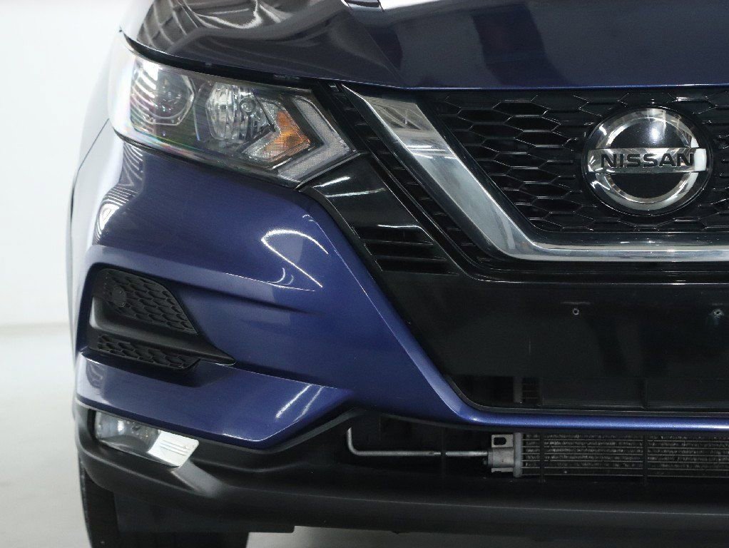 Certified 2022 Nissan Rogue Sport SV image 8