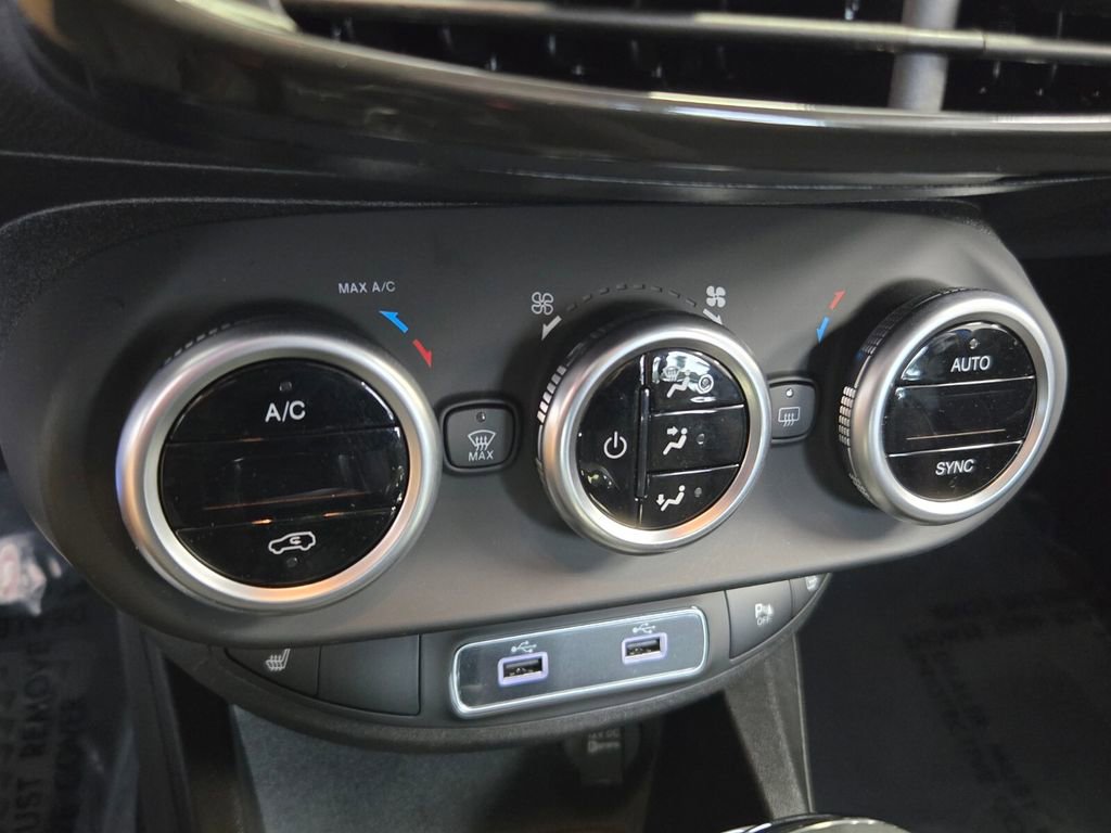 Used 2023 FIAT 500X Sport w/ Technology Group image 21