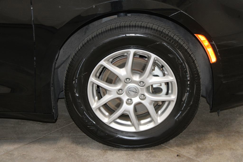 Used 2025 Chrysler Pacifica Select FWD image 62