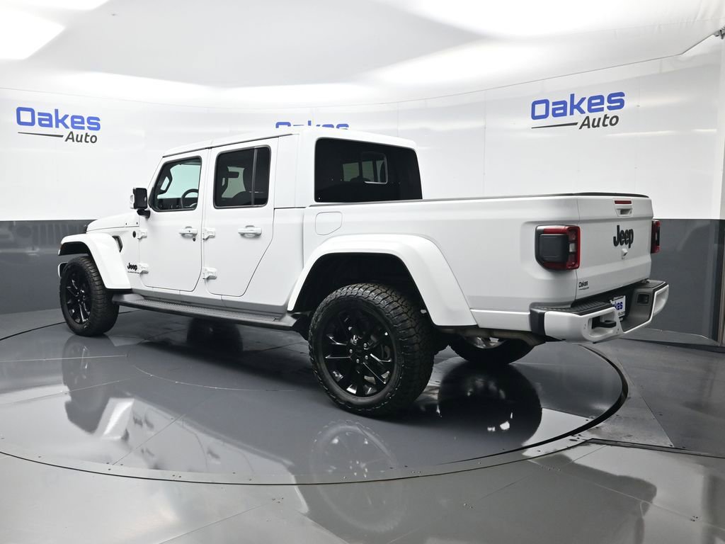 Used 2023 Jeep Gladiator Overland image 6