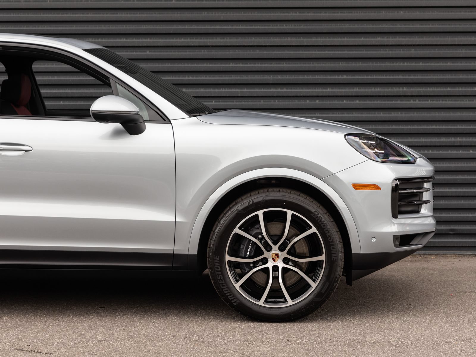 Certified 2026 Porsche Cayenne AWD/4WD image 9