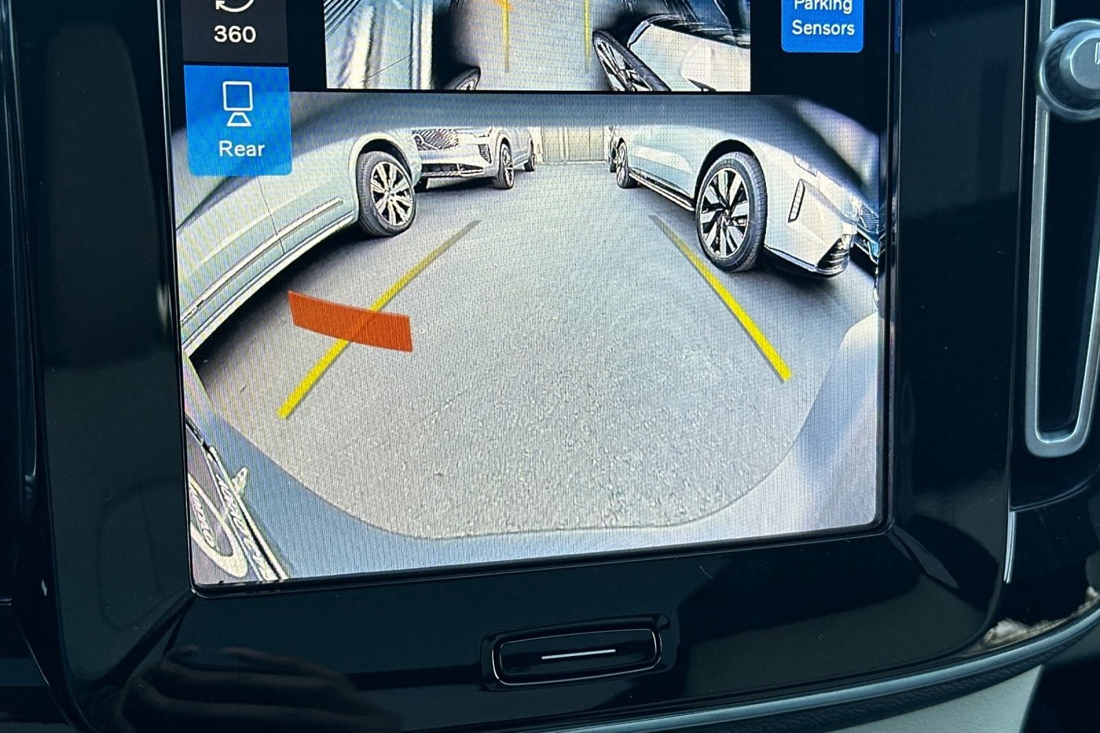 New 2026 Volvo XC40 B5 Ultra w/ Climate Package image 22
