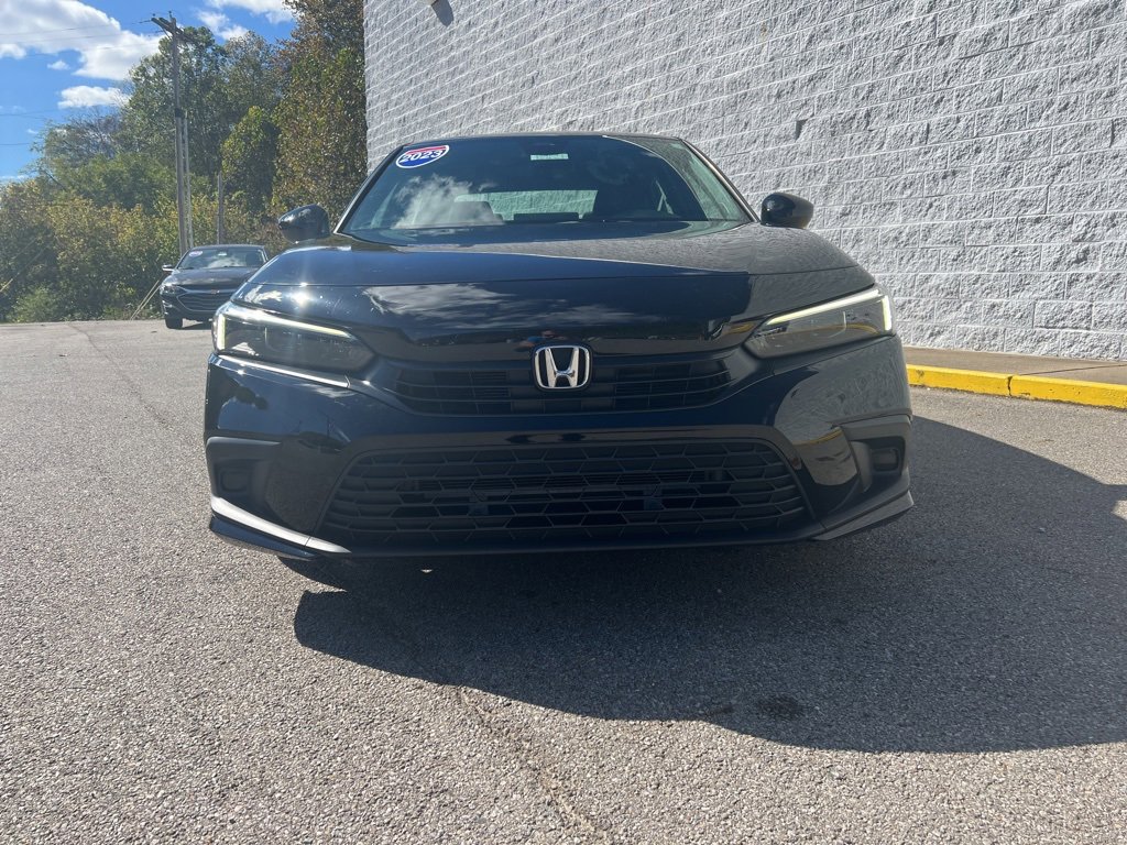 Used 2023 Honda Civic Sport image 4