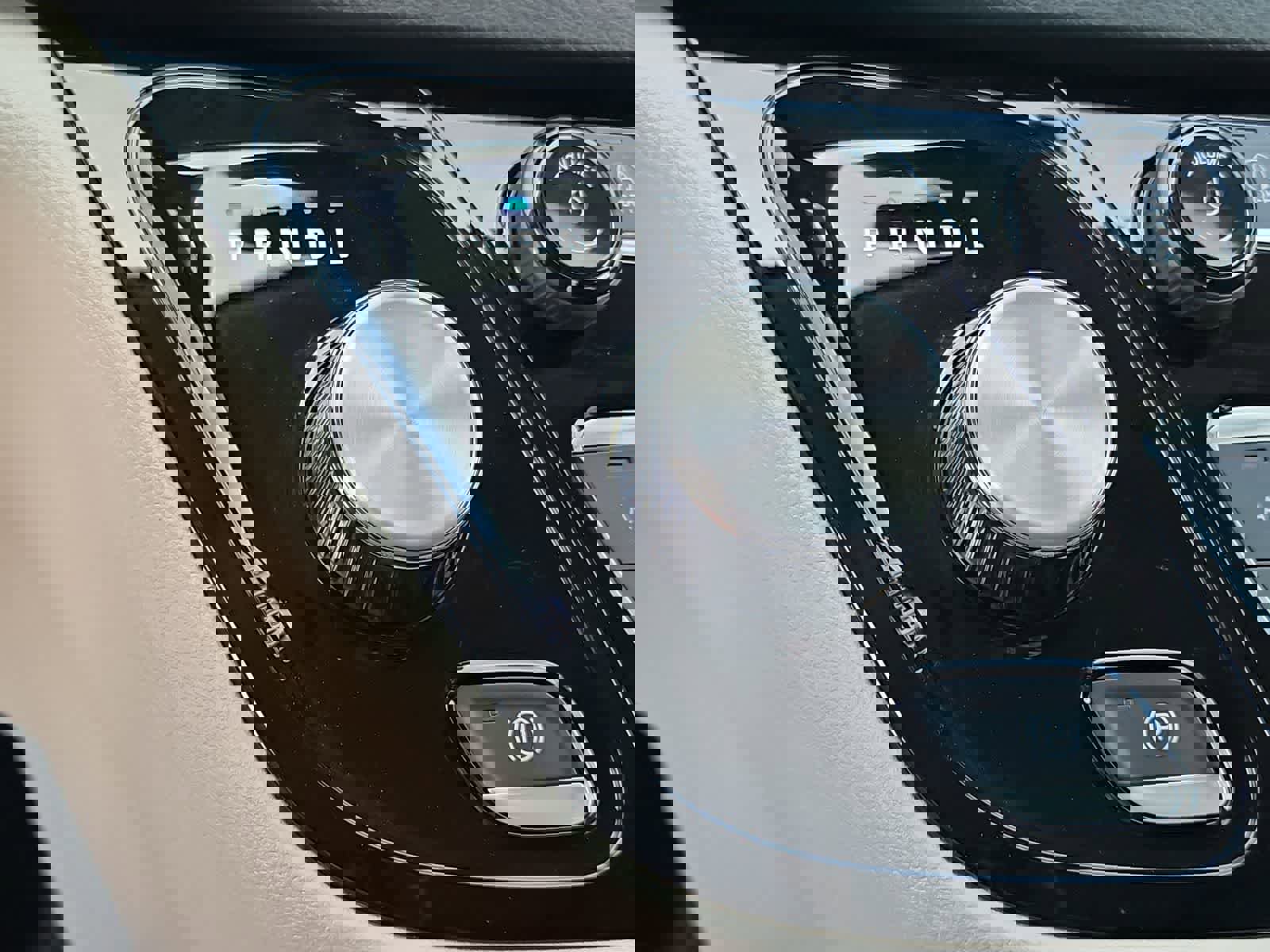 Used 2024 Chrysler Pacifica Touring-L image 31