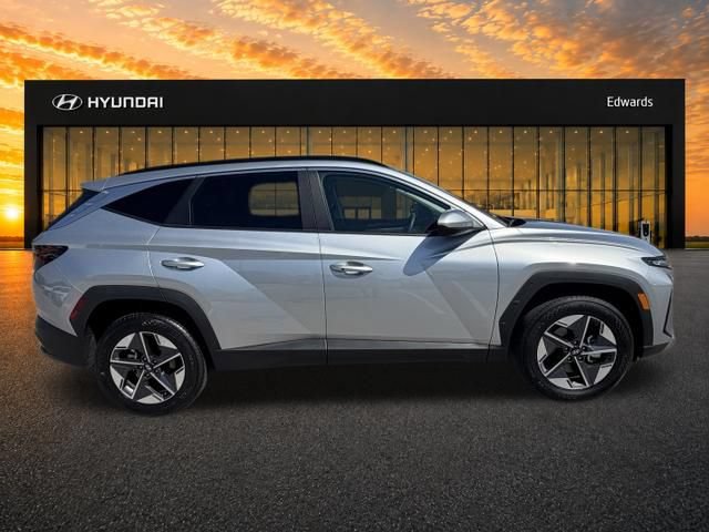 Used 2026 Hyundai Tucson SEL Plus AWD/4WD image 6