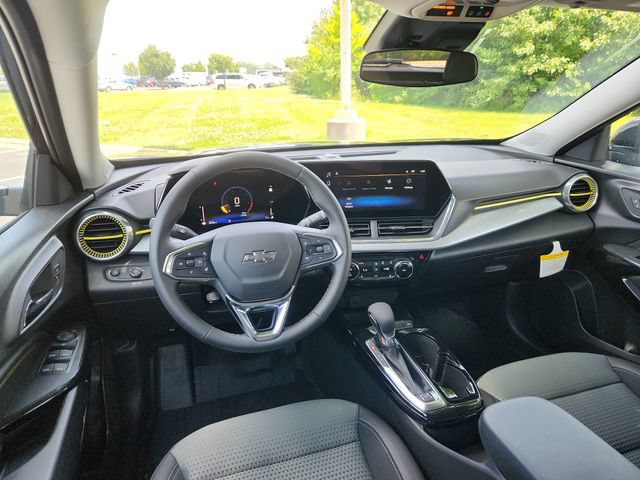 New 2026 Chevrolet Trax LT w/ Driver Confidence Package FWD image 19