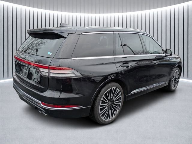 Used 2025 Lincoln Aviator Black Label image 3