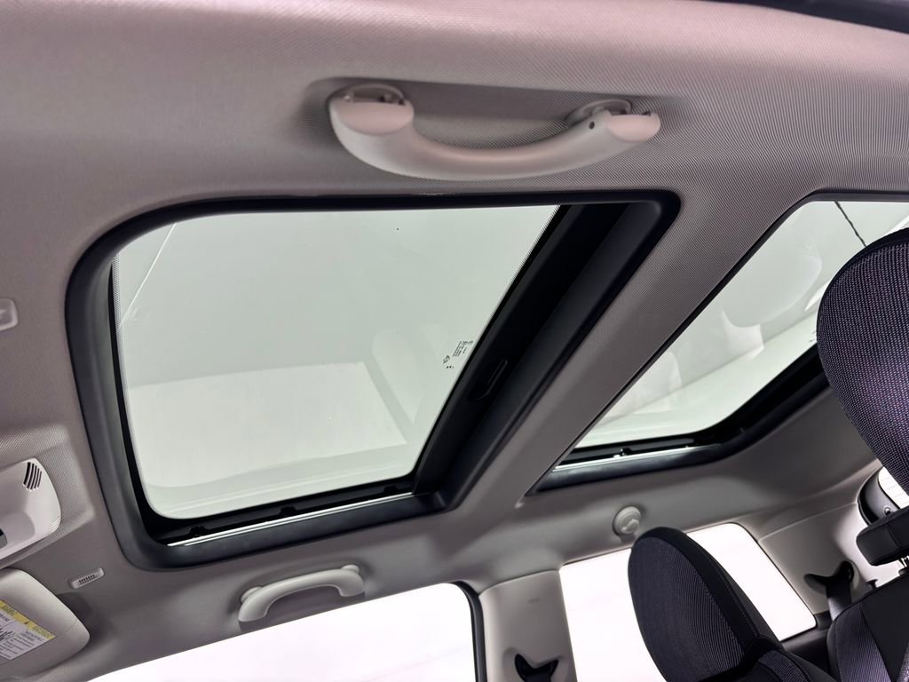 Used 2025 MINI Cooper S FWD image 20