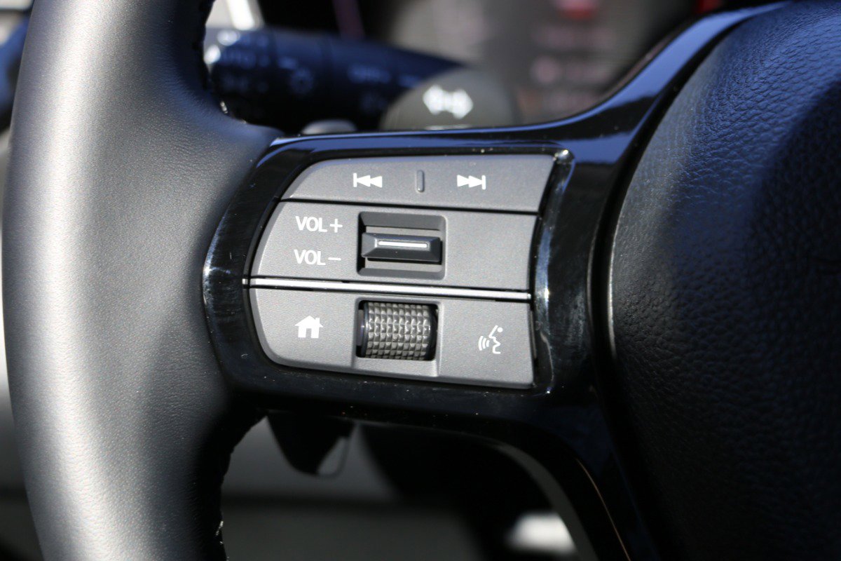Used 2025 Honda Pilot EX-L image 19