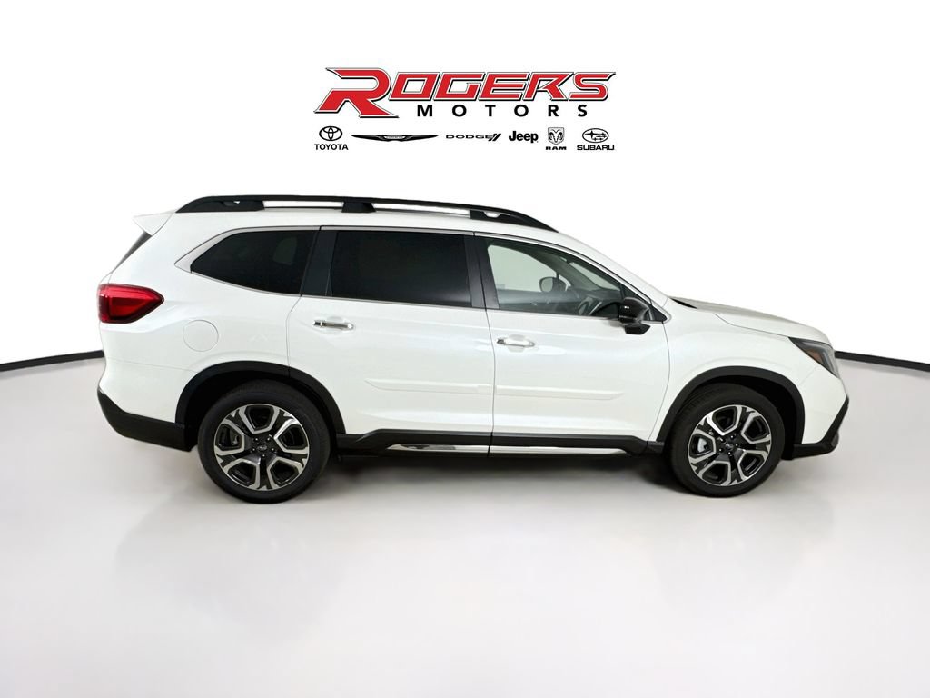 Certified 2025 Subaru Ascent Touring w/ Popular Package #2 AWD/4WD image 9