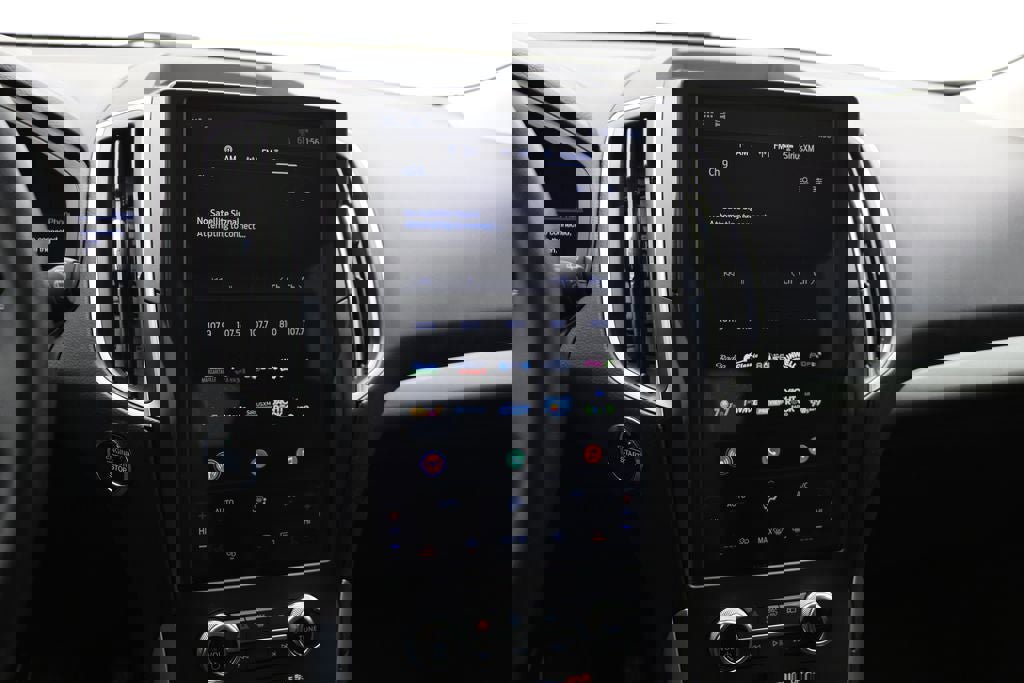 Used 2024 Ford Edge SEL image 21