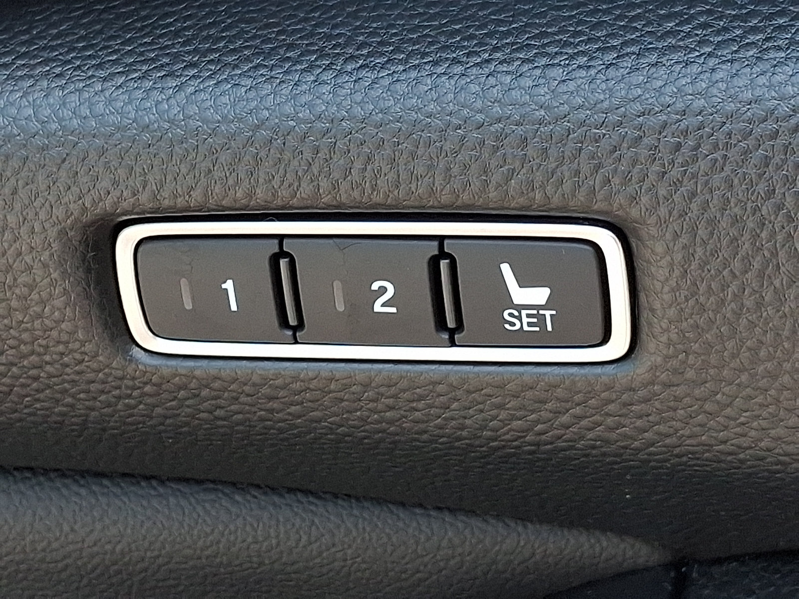 Used 2021 Honda Accord EX-L image 29