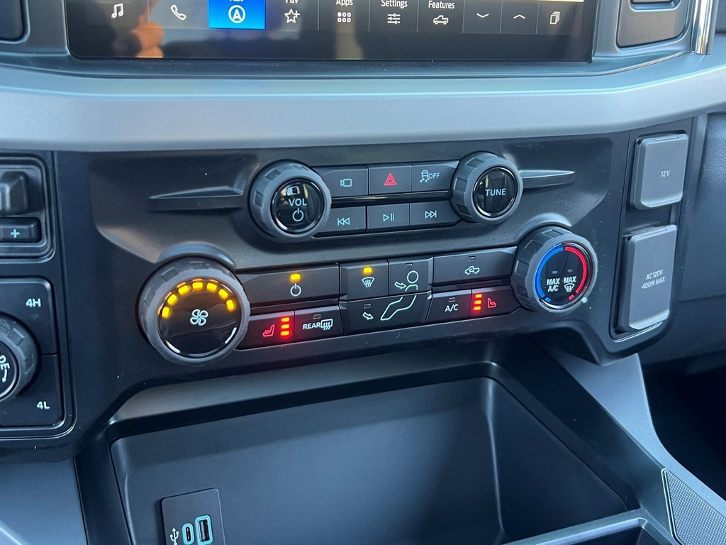 New 2026 Ford F250 XLT w/ XLT Premium Package image 19