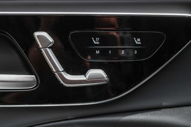 New 2025 Mercedes-Benz E 53 AMG e 4MATIC Sedan image 21