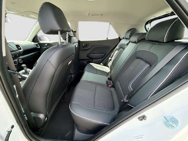 New 2026 Hyundai Venue SEL FWD image 23