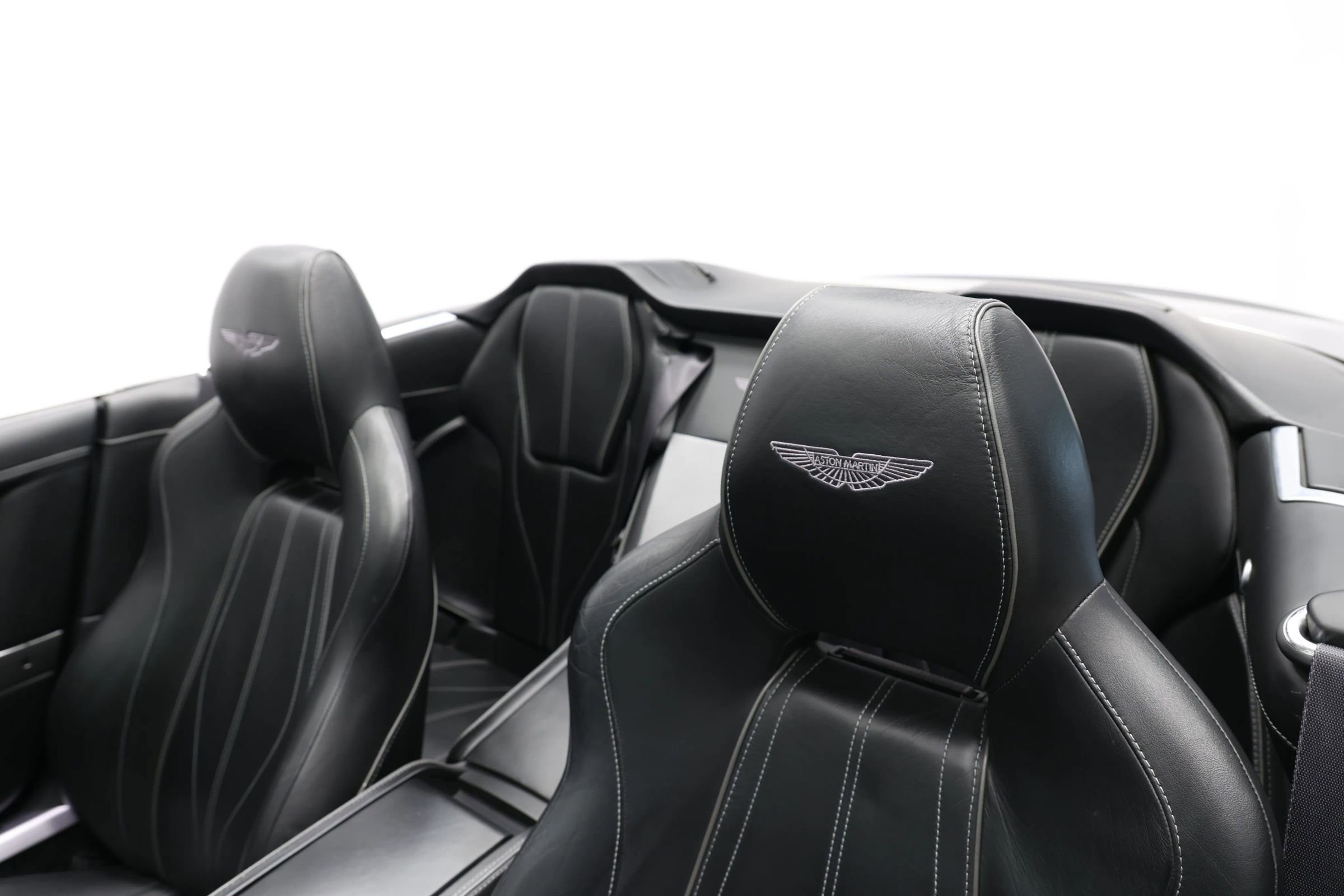 Used 2012 Aston Martin Virage Volante image 22