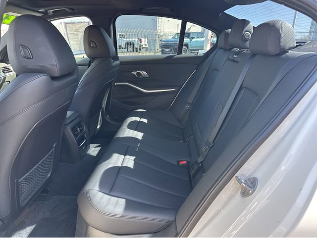 Used 2021 BMW 330e w/ Convenience Package RWD image 17