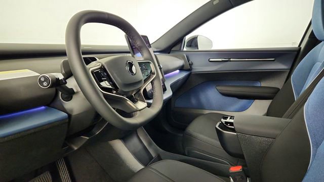 New 2026 Volvo EX30 Plus w/ Climate Package RWD image 10