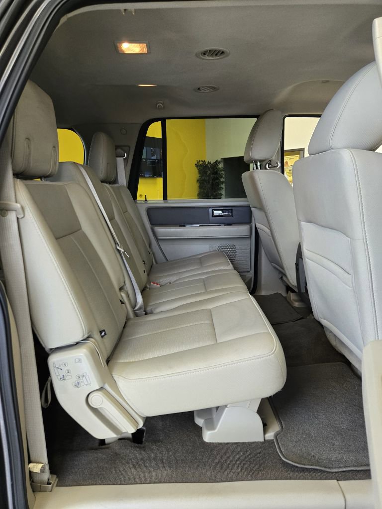 Used 2012 Ford Expedition EL XLT w/ HD Trailer Tow Pkg image 16