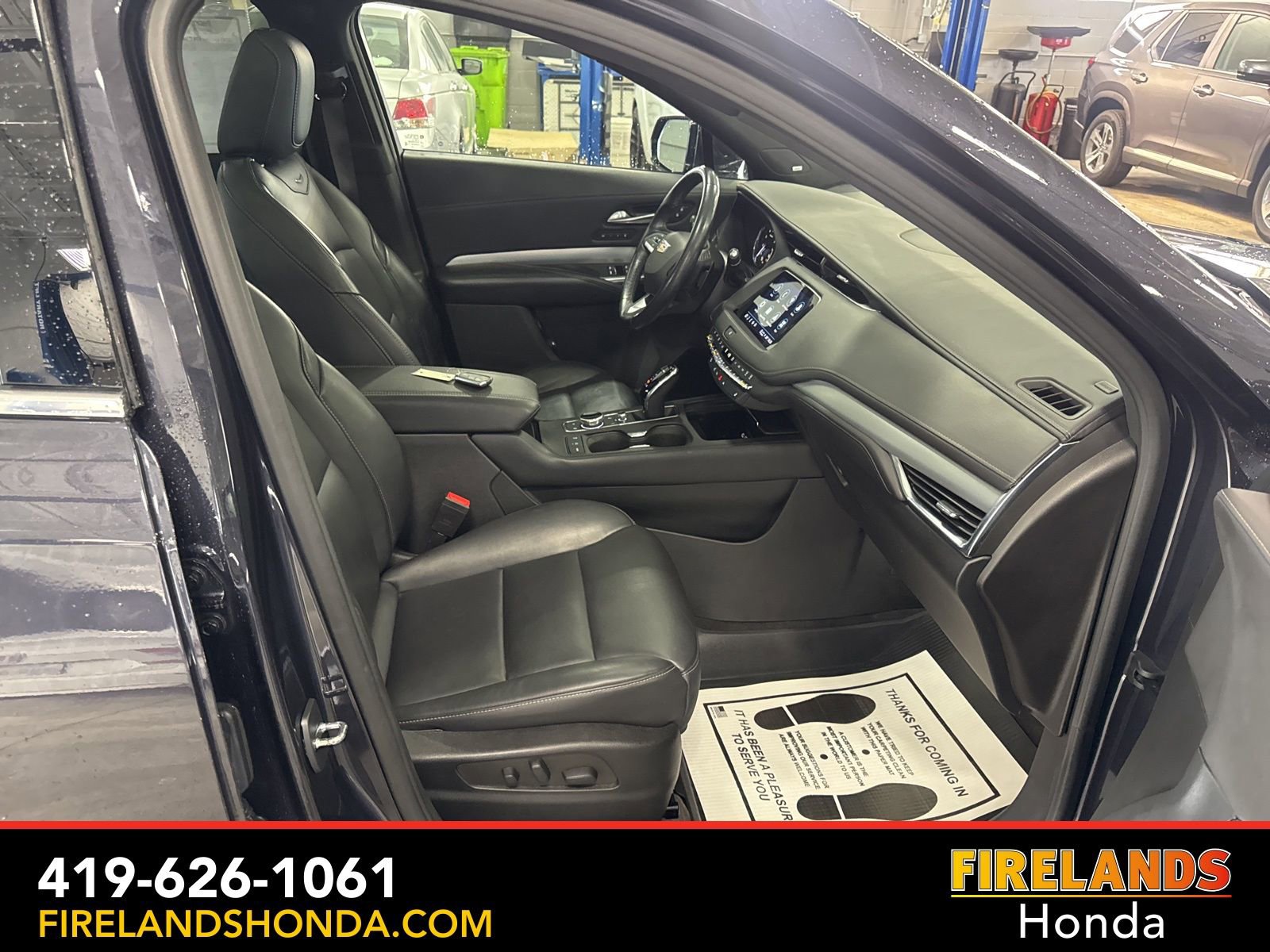 Used 2022 Cadillac XT4 Premium Luxury w/ Enhanced Visibility Package image 34