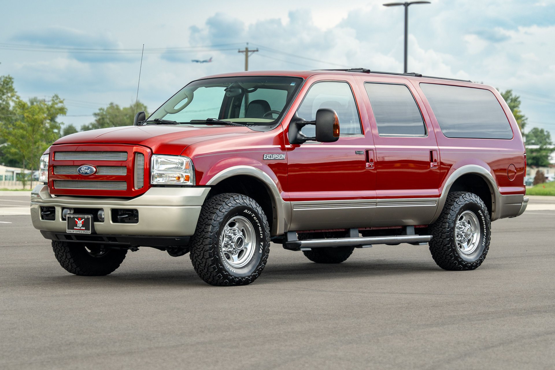 Used 2005 Ford Excursion Eddie Bauer image 1