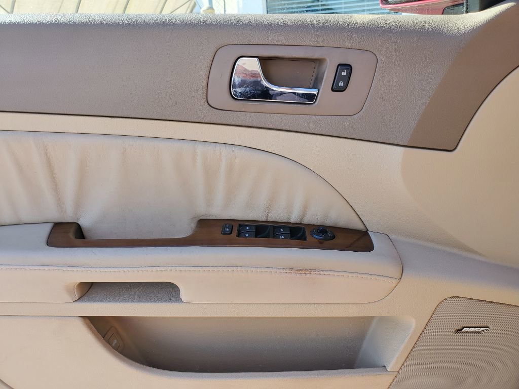 Used 2005 Cadillac STS w/ Preferred Equipment Group image 14