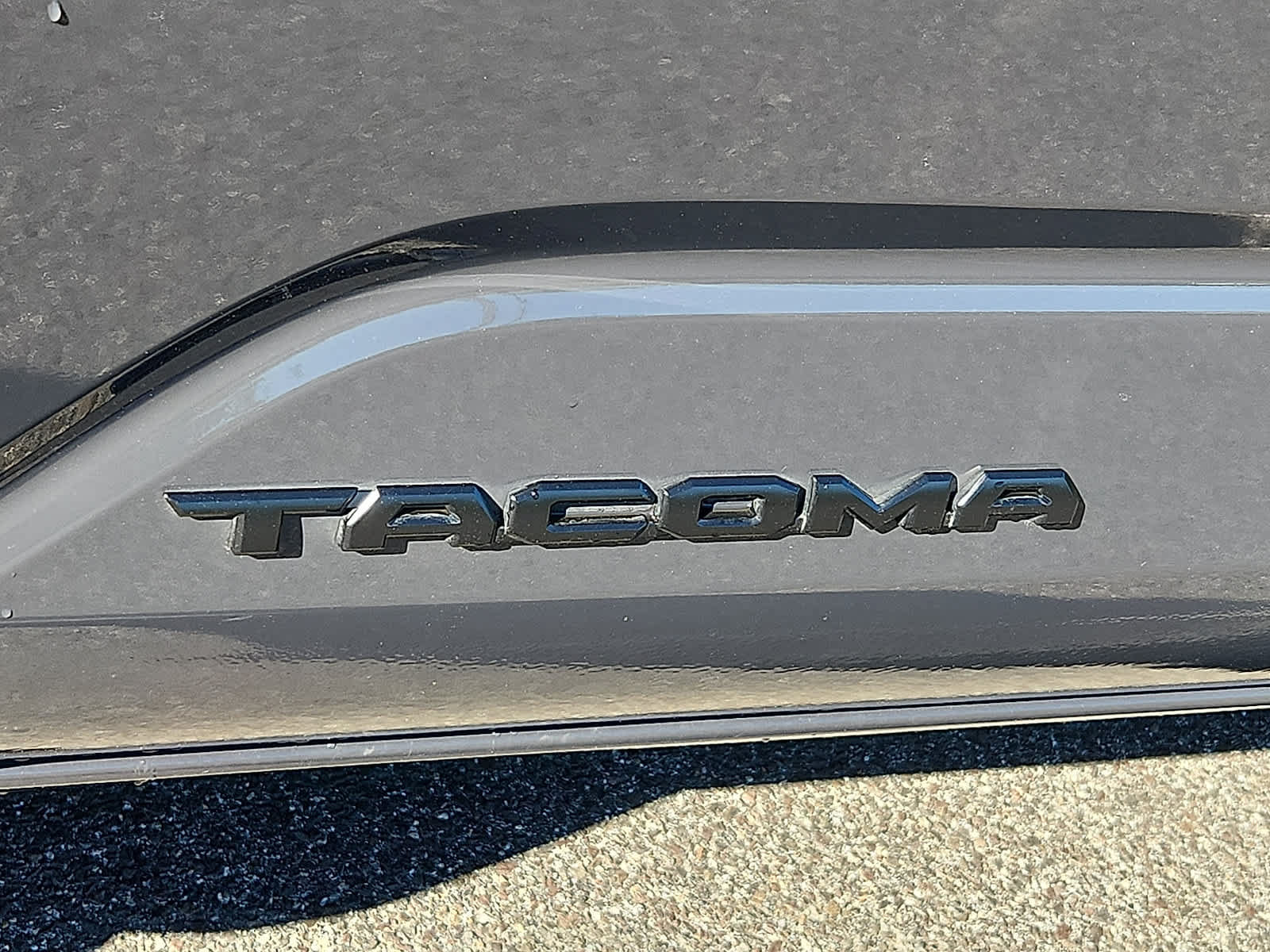 Certified 2025 Toyota Tacoma TRD Off-Road AWD/4WD image 30