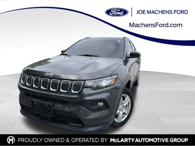 Used 2022 Jeep Compass Latitude AWD/4WD image 1