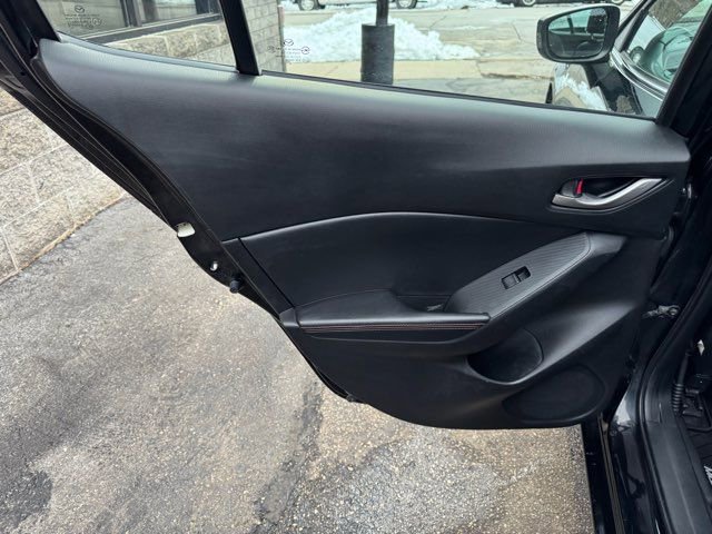 Used 2015 MAZDA MAZDA3 i Grand Touring image 21