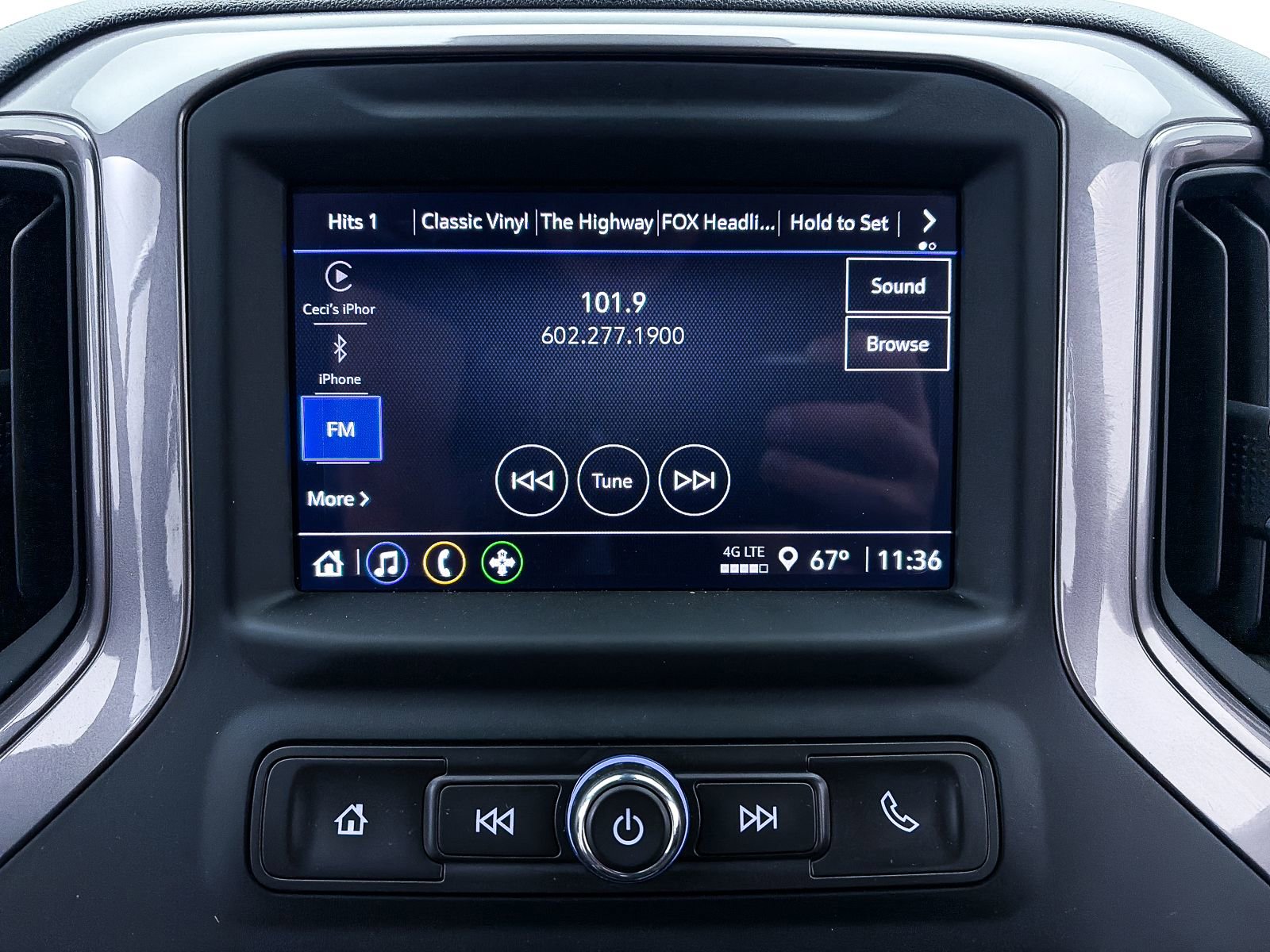 Used 2023 Chevrolet Silverado 1500 Custom image 21