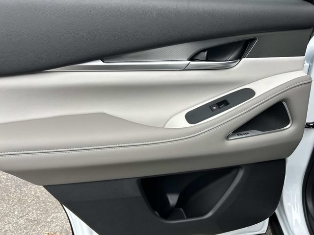 New 2027 INFINITI QX60 Luxe FWD image 22