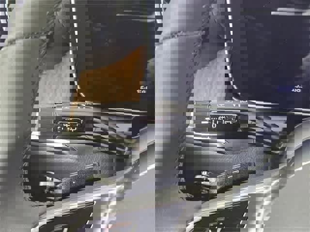 Certified 2025 Mercedes-Benz GLC 300 4MATIC image 53