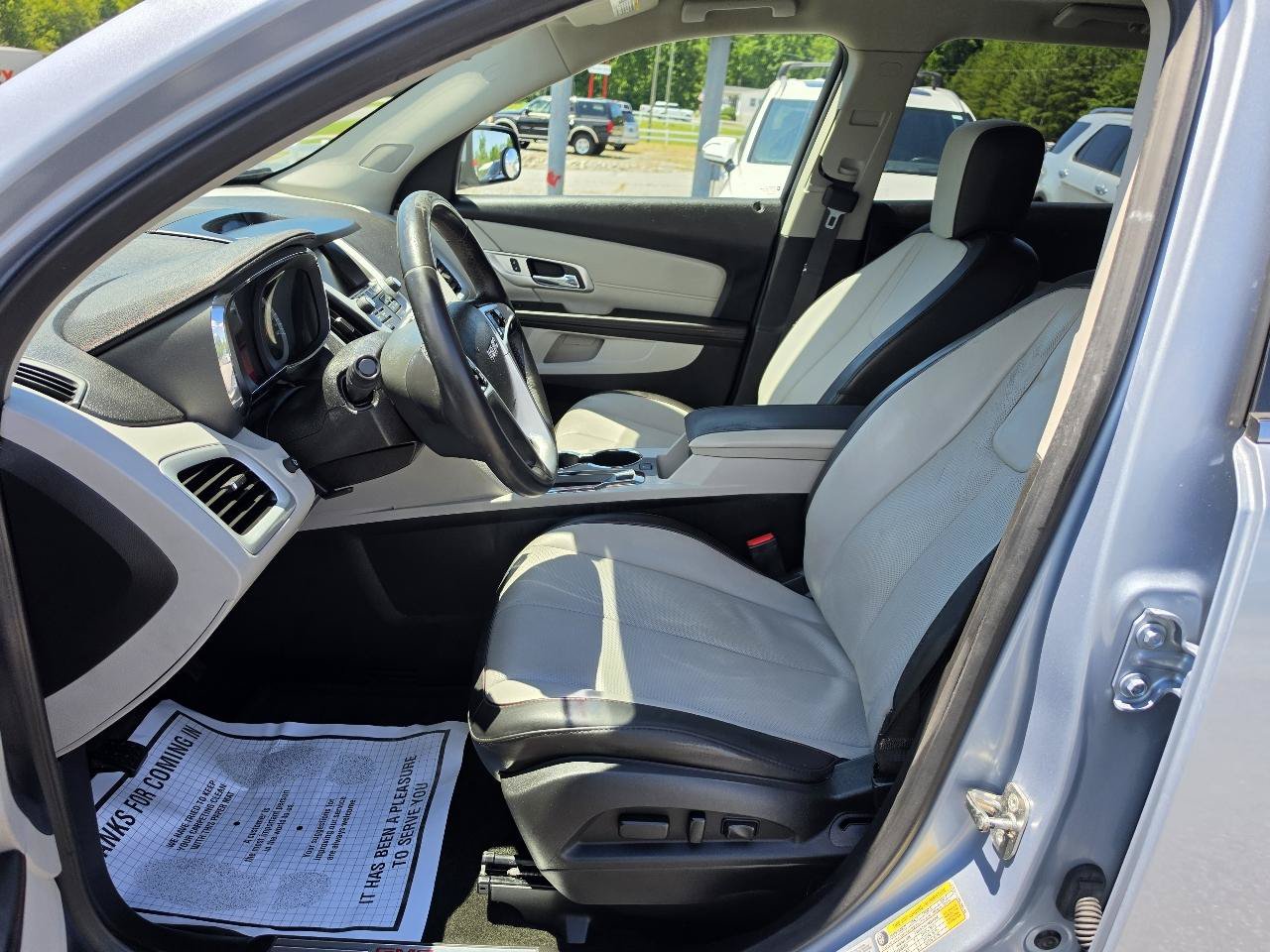 Used 2015 GMC Terrain SLT w/ Open Road Package AWD/4WD image 3