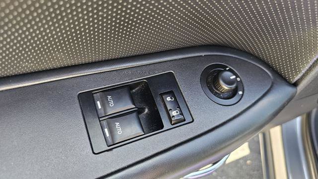 Used 2012 Dodge Challenger R/T RWD image 25