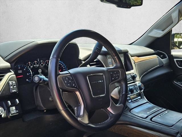 Used 2019 GMC Yukon Denali w/ Denali Ultimate Package AWD/4WD image 13
