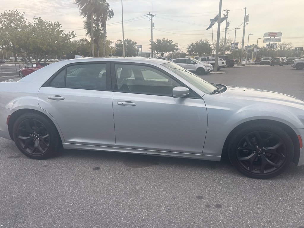 Used 2022 Chrysler 300 Touring L w/ Popular Equipment Group image 2