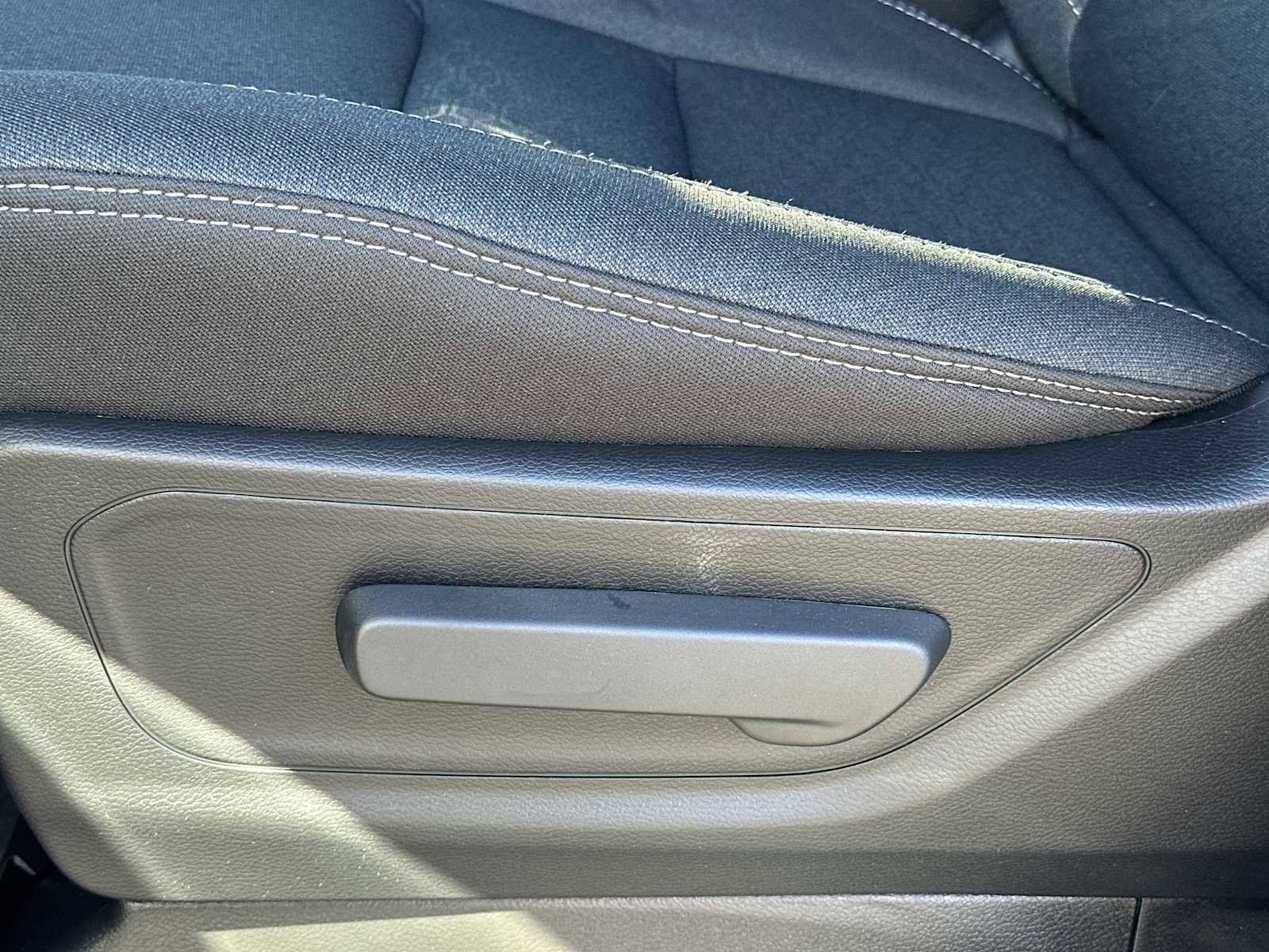 New 2026 RAM 1500 Big Horn AWD/4WD image 14