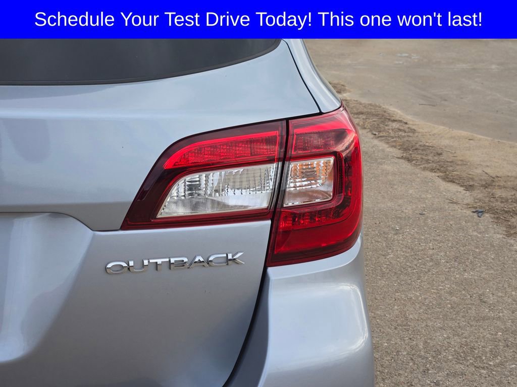 Used 2019 Subaru Outback 2.5i Limited image 7