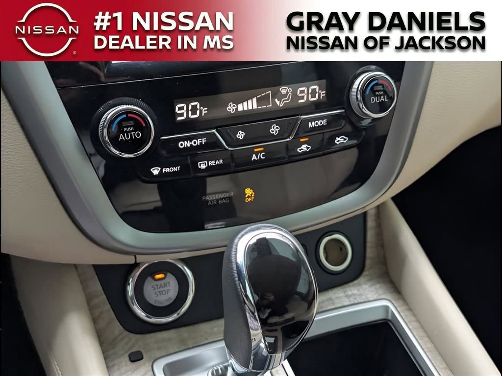 Used 2024 Nissan Murano SL image 15