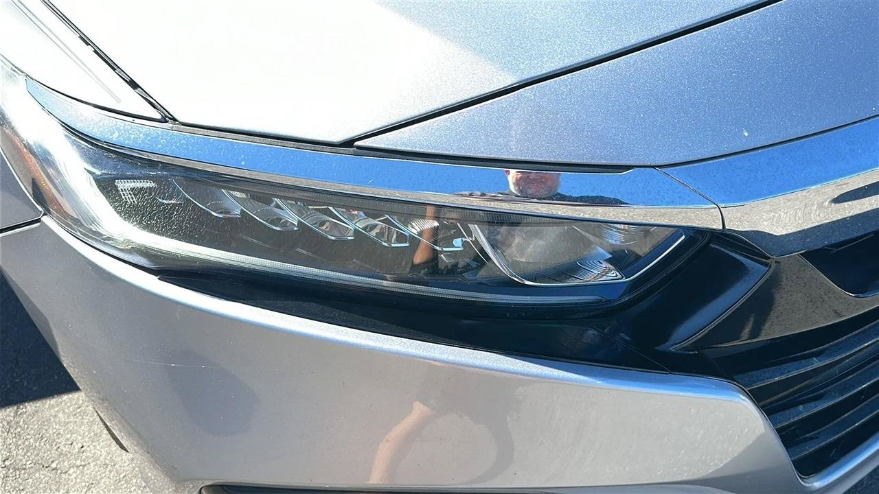 Used 2018 Honda Accord EX-L image 19