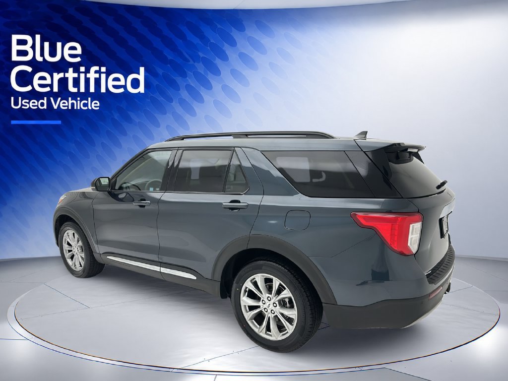 Used 2023 Ford Explorer XLT w/ Equipment Group 202A AWD/4WD image 4