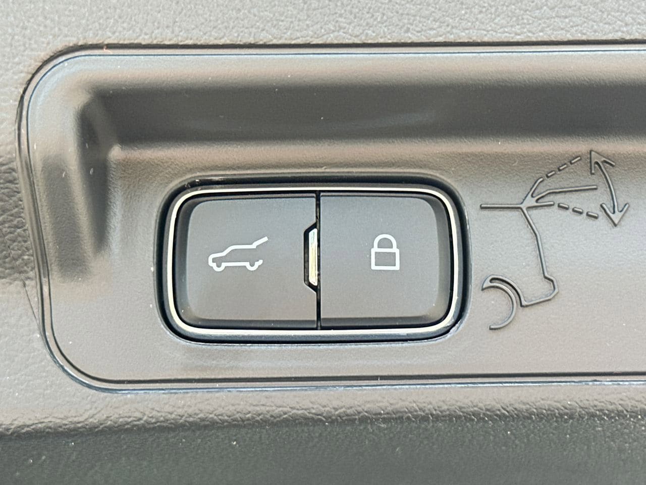 New 2026 Ford Explorer ST-Line RWD image 49