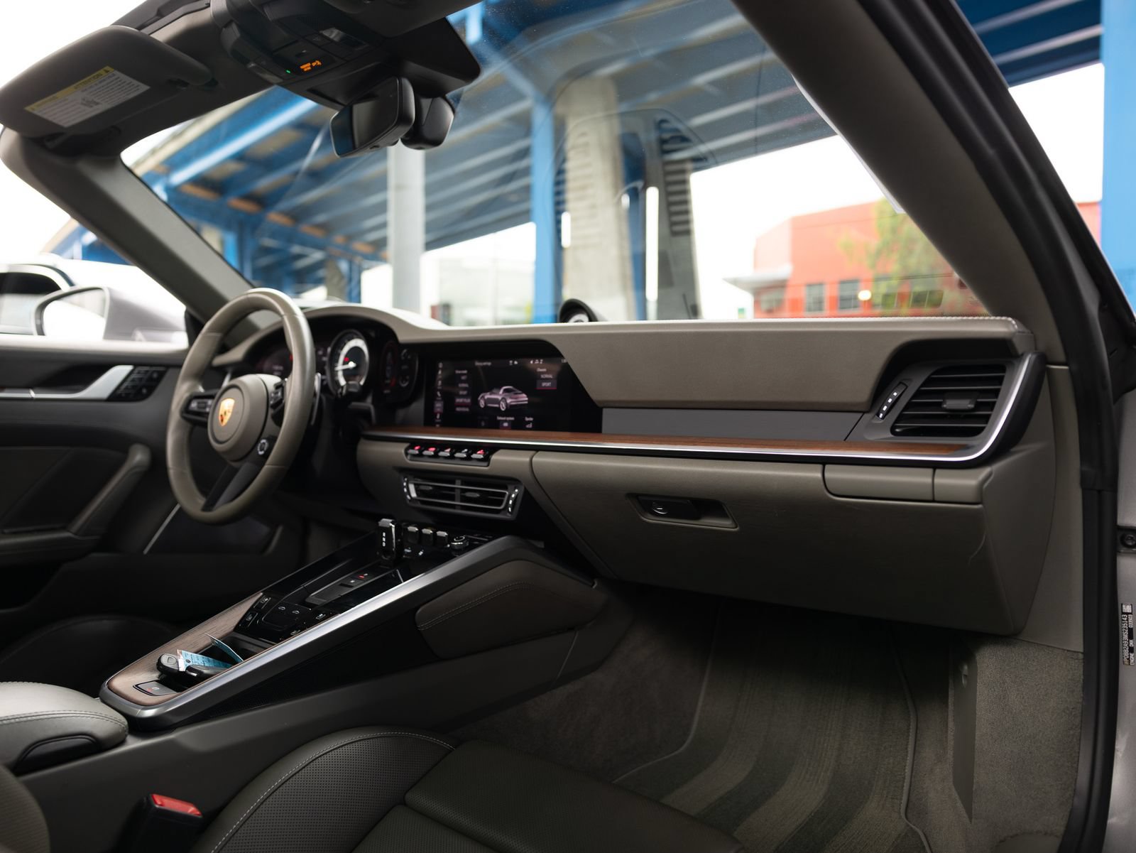 Certified 2021 Porsche 911 AWD/4WD image 33