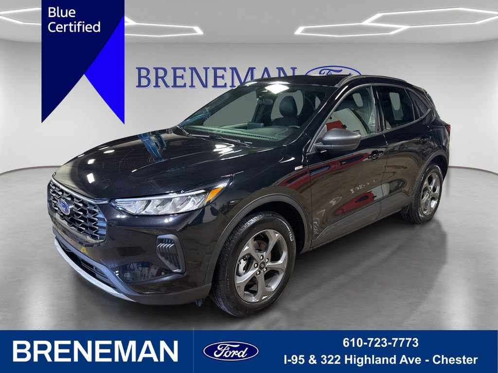 Certified 2025 Ford Escape ST-Line AWD/4WD image 1