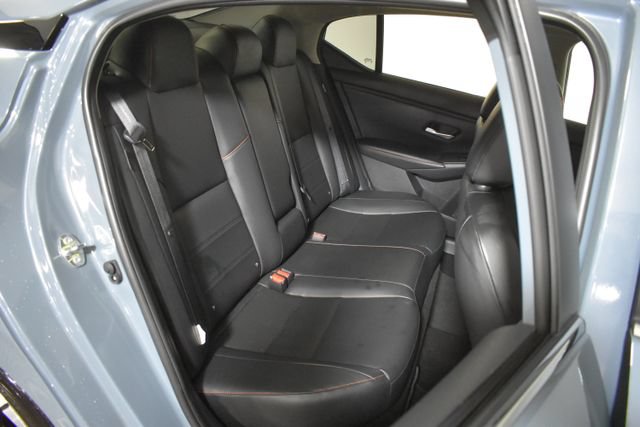 Certified 2025 Nissan Sentra SR w/ SR Premium Package FWD image 32