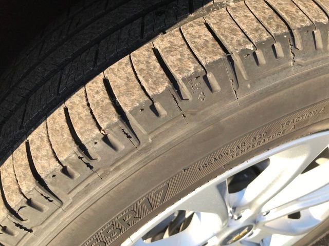 Certified 2019 Chevrolet Equinox LT w/ LPO, Floor Liner Package image 22